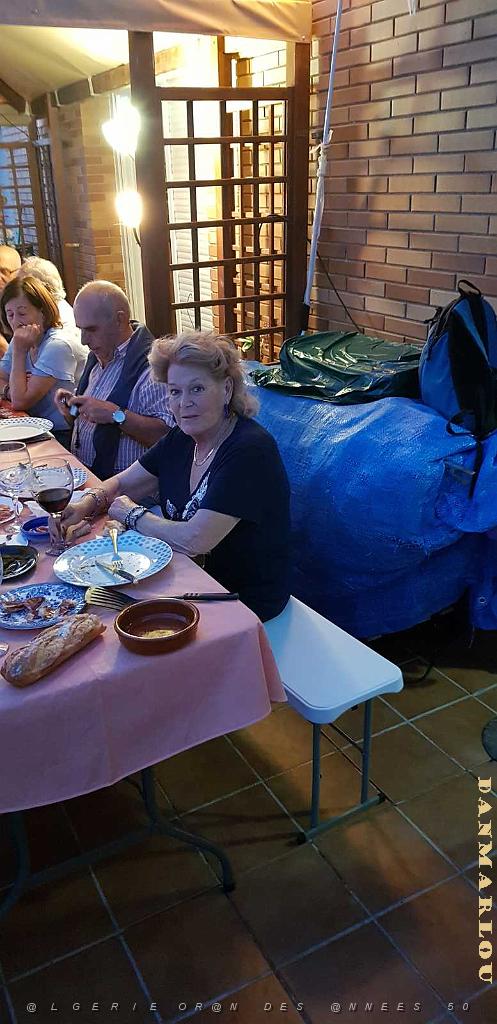 HOMMAGE A N.D. DE SANTA CRUZ A DALIAS DU 7 AU 10 JUIN 2019 (735) REPAS CHEZ ANGE AVANT LE DEPART .jpg